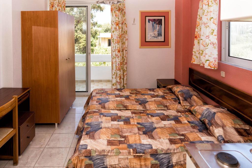 Aphrodite Apartments Kallithea  Room photo